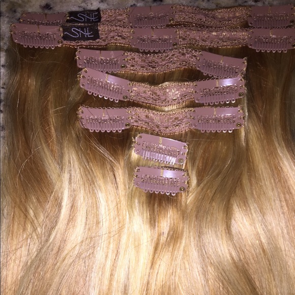 Clip-in Extensions+ 32MM Wand Curler - Picture 5 of 7